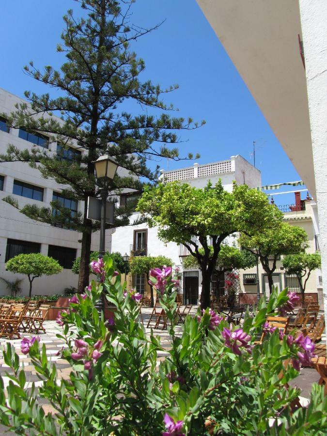 La Casa Del Reloj Apartment Estepona Exterior photo